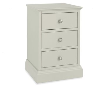 7900-73 3 Drawer Nightstand