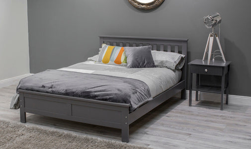 Bed - 5' Grey